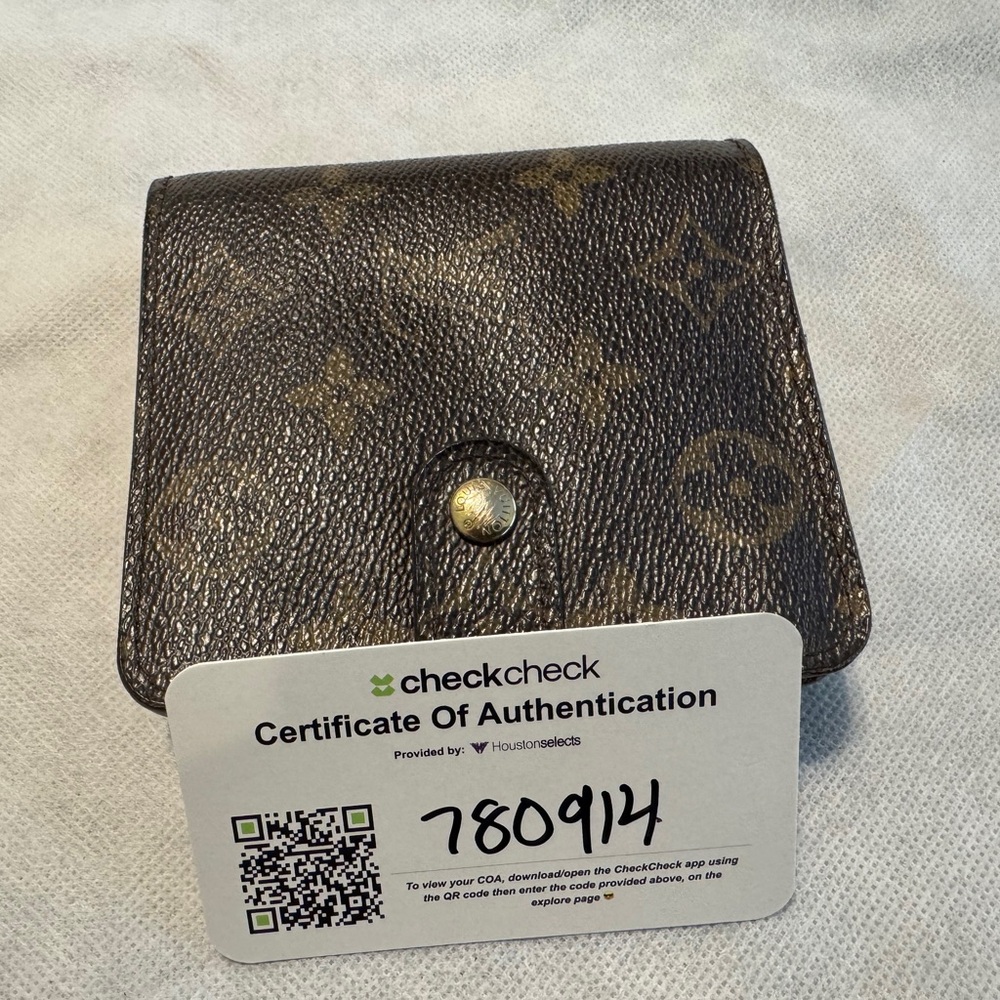 Louis Vuitton Brown Monogram Zip Around with COA included